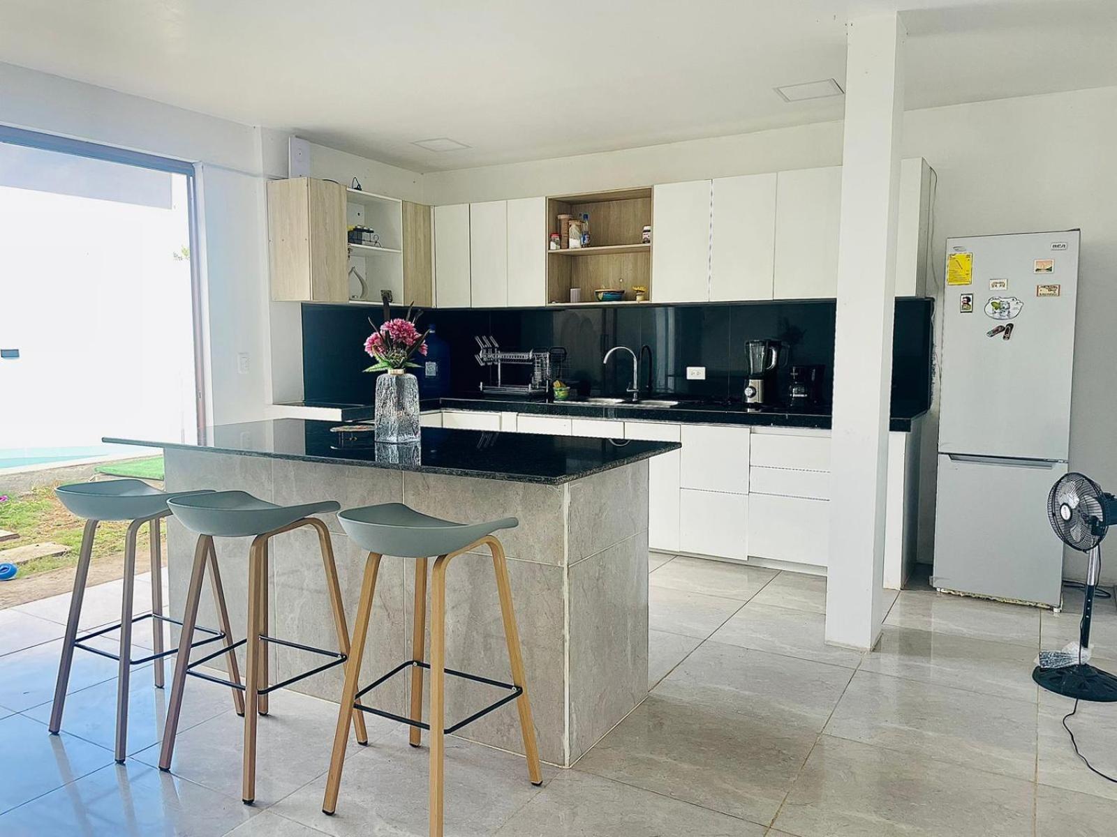 Villa Bella With Private Pool And High Speed Internet Puerto Villamil Ngoại thất bức ảnh